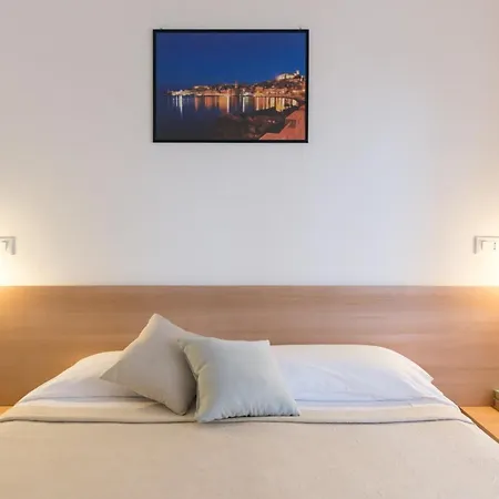 紫罗兰酒店 酒店 2*