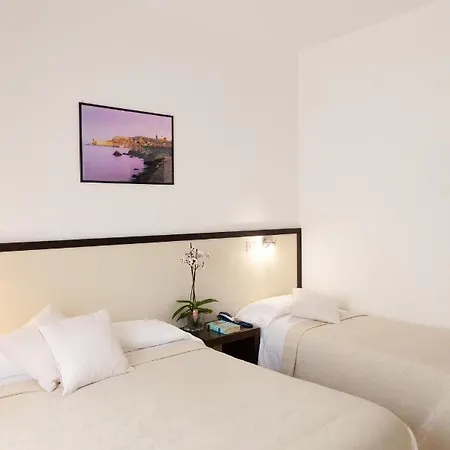 Viola Hotel