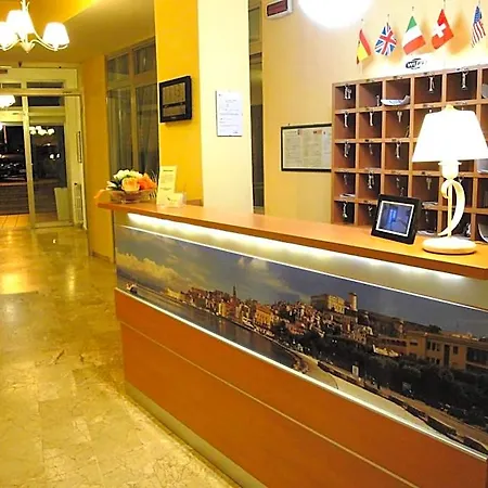 Hotel Viola 2*