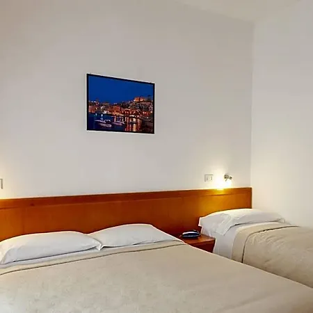 Hotel Viola