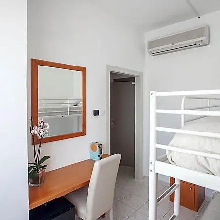 Viola Hotel