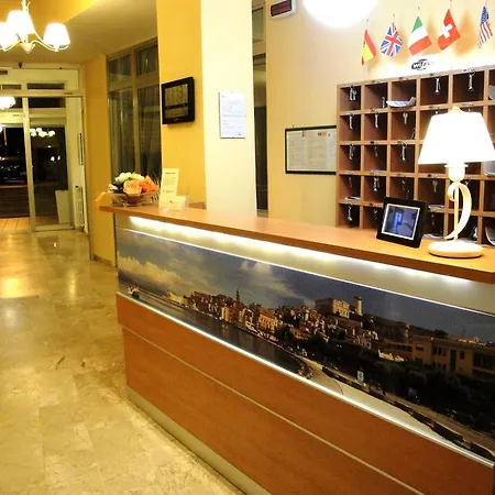 Hotel Viola 2*